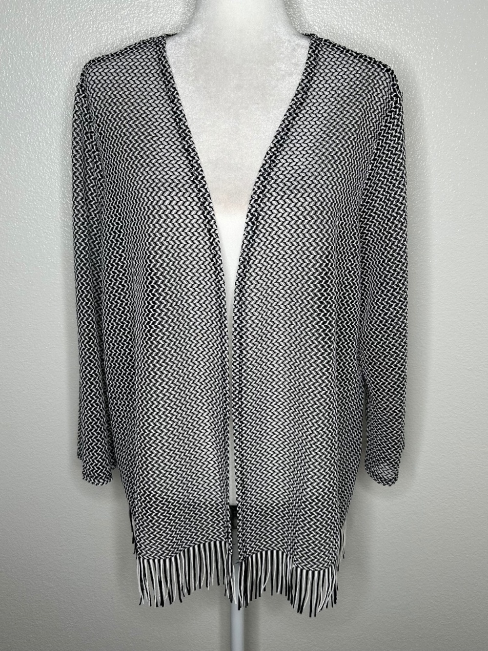 Chicos Easywear Womens Black & White Open Front Fringe Cardigan Size 3/ XL EUC